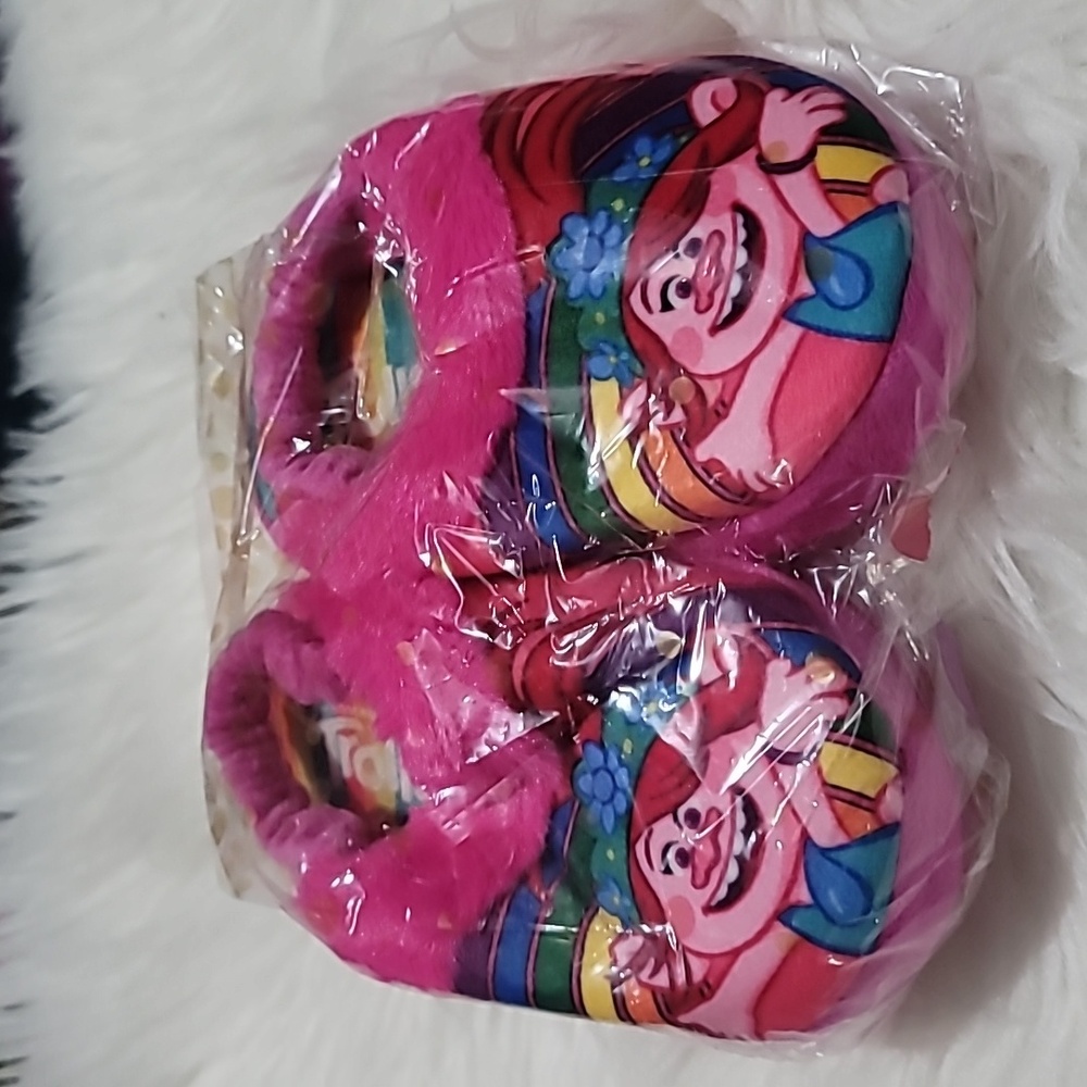 Trolls Slippersby DreamWorks